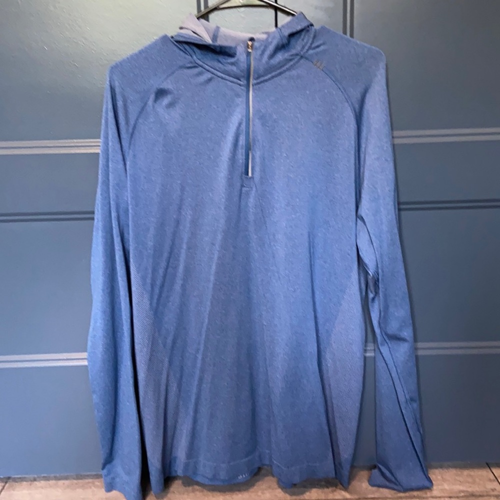 Long sleeve with hood- size Lrg